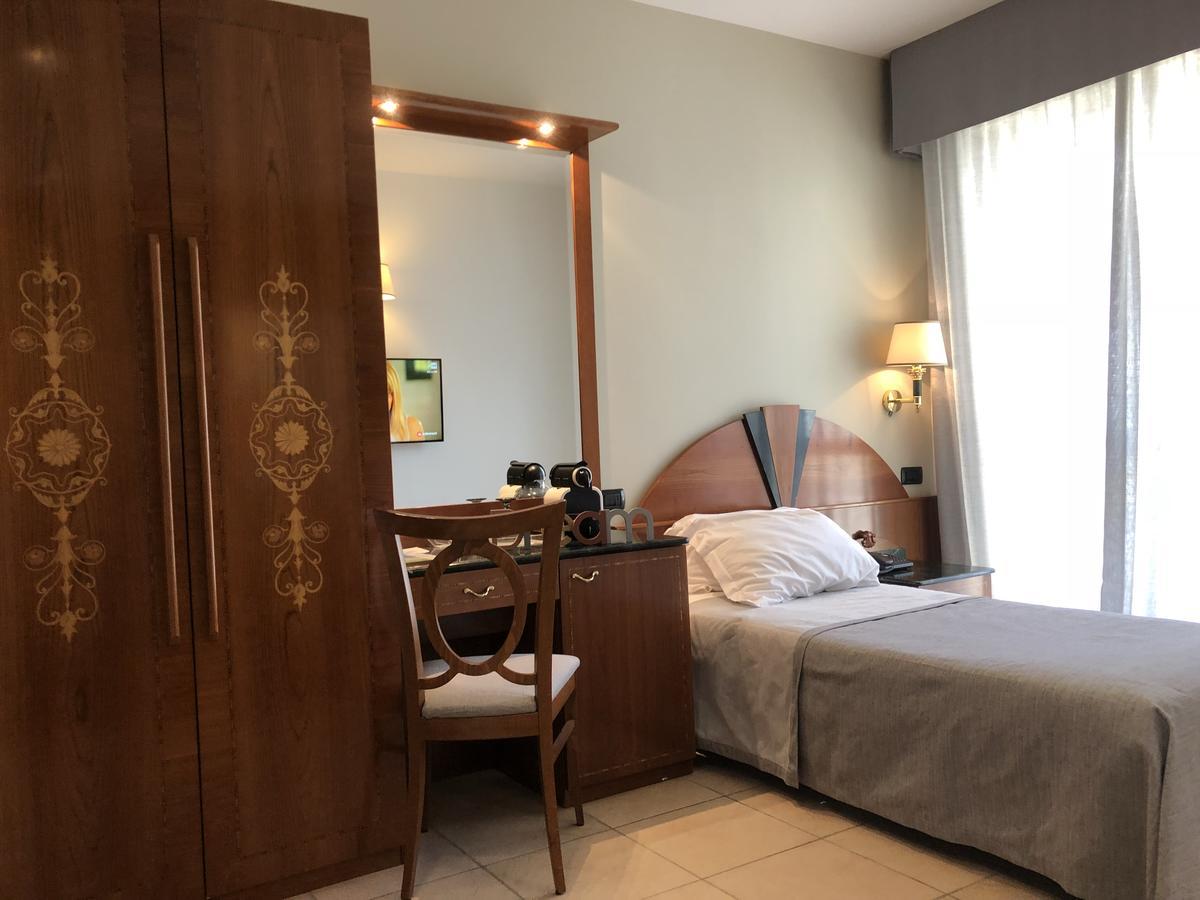 Ariae Dependance - Alihotels سان جيوفاني روتوندو المظهر الخارجي الصورة